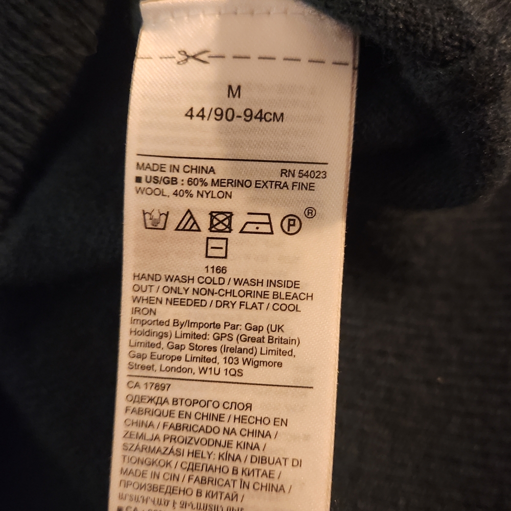 Banana Republic Dark Green Crewneck Sweater - Picture 3 of 3